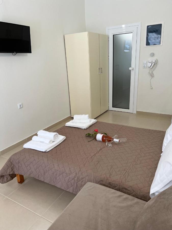 Sun'S Suites อัสโปรวาลตา ภายนอก รูปภาพ